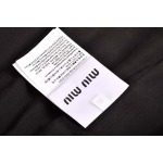 2025年8月29日入荷秋冬新作Miumiuジャケット原版復刻人気で【极品】/正規品と同じサイズSize:36 38 40/YGY工場