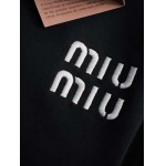 2025年8月29日入荷 新作Miumiuスラックス高級なプレゼント/誕生日プレゼント/高品質/メンツ/記念品/ wenzhou工場