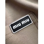 2025年8月29日入荷 新作Miumiuスラックス高級なプレゼント/誕生日プレゼント/高品質/メンツ/記念品/ wenzhou工場