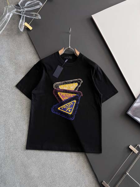 2025年8月29日入荷 新作Prada半袖 tシャツ高級な...