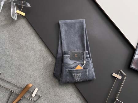 2025年8月29日入荷 新作Louis Vuittonジー...