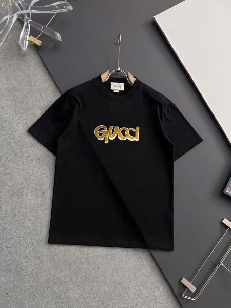 2025年8月29日入荷 新作Gucci半袖 tシャツ高級な...