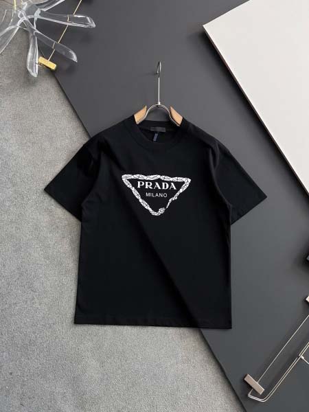 2025年8月29日入荷 新作Prada半袖 tシャツ高級な...