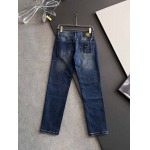 2025年8月29日入荷 新作Fendiジーパン高級なプレゼント/誕生日プレゼント/高品質/メンツ/記念品/ wenzhou工場