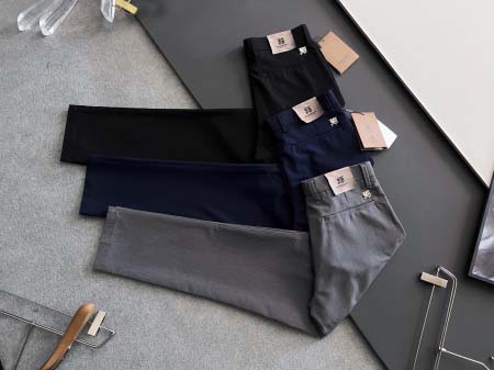 2025年8月29日入荷 新作Burberryズボン高級なプ...