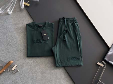 2025年8月29日入荷 新作Fendi半袖 上下高級なプレ...
