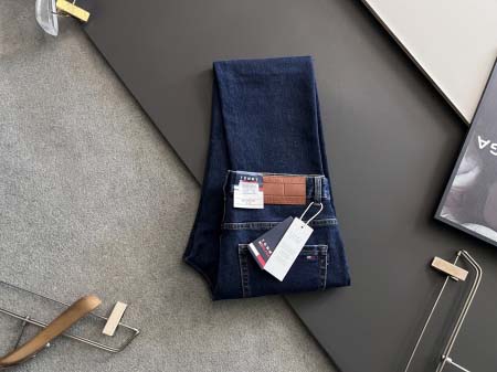 2025年8月29日入荷 新作Tom Fordジーパン高級な...