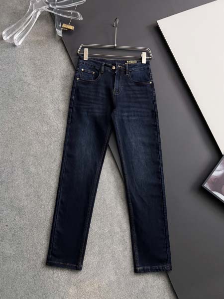 2025年8月30日入荷 新作Burberryジーパン高級な...