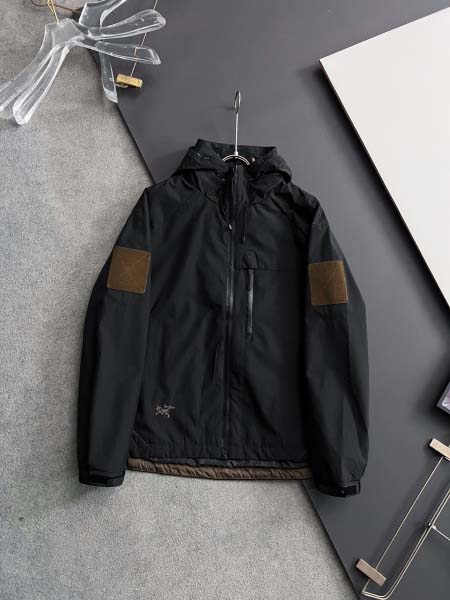 2025年8月30日入荷 新作ARCTERYXジャケット高級...