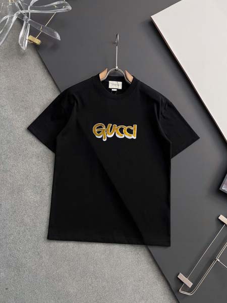 2025年8月30日入荷 新作Gucci半袖 tシャツ高級な...