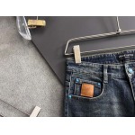 2025年8月30日入荷 新作Louis Vuittonジーパン高級なプレゼント/誕生日プレゼント/高品質/メンツ/記念品/ wenzhou工場