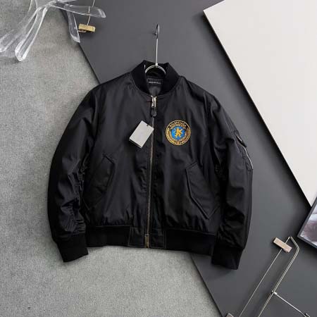 2025年8月30日入荷 新作Balenciagaジャケット...