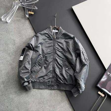 2025年8月30日入荷 新作Stone Islandジャケ...