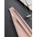 2025年8月30日入荷 新作Loewe ニット/セーター高級なプレゼント/誕生日プレゼント/高品質/メンツ/記念品/ wenzhou工場