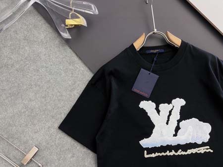 2025年9月1日入荷 新作Louis Vuitton半袖 tシャツ高級なプレゼント/誕生日プレゼント/高品質/メンツ/記念品/ wenzhou工場