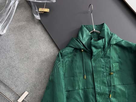 2025年9月1日入荷 新作Louis Vuittonジャケット高級なプレゼント/誕生日プレゼント/高品質/メンツ/記念品/ wenzhou工場