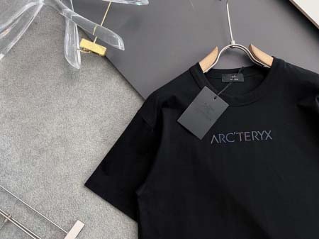 2025年9月2日入荷 新作ARCTERYX半袖 tシャツ高級なプレゼント/誕生日プレゼント/高品質/メンツ/記念品/ wenzhou工場
