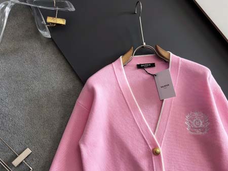 2025年9月2日入荷 新作BALMAIN ニットカーディガン  高級なプレゼント/誕生日プレゼント/高品質/メンツ/記念品/ wenzhou工場