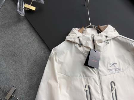 2025年9月2日入荷 新作ARCTERYXジャケット高級なプレゼント/誕生日プレゼント/高品質/メンツ/記念品/ wenzhou工場