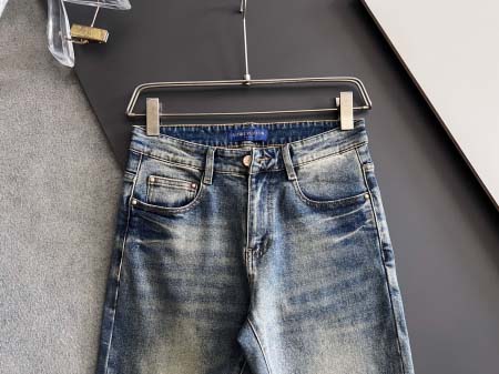 2025年9月2日入荷 新作Louis Vuittonジーパン高級なプレゼント/誕生日プレゼント/高品質/メンツ/記念品/ wenzhou工場