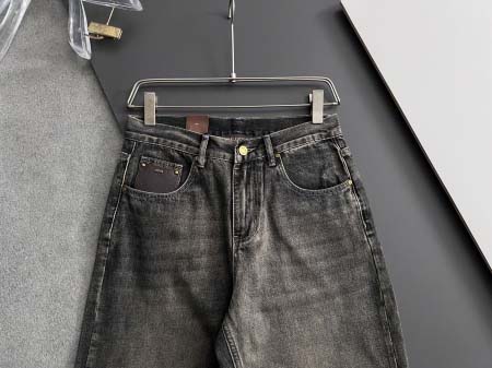 2025年9月2日入荷 新作Louis Vuittonジーパン高級なプレゼント/誕生日プレゼント/高品質/メンツ/記念品/ wenzhou工場