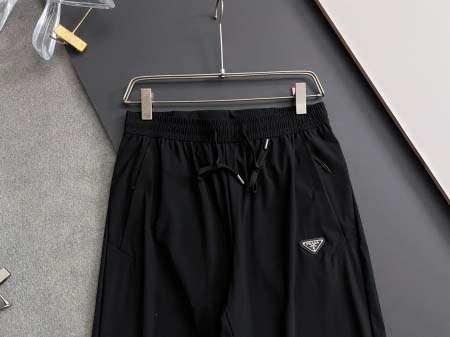 2025年9月3日入荷 新作Pradaスラックス高級なプレゼント/誕生日プレゼント/高品質/メンツ/記念品/ wenzhou工場