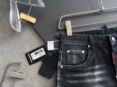 2025年9月3日入荷 新作Dsquared2デニムパンツ高級なプレゼント/誕生日プレゼント/高品質/メンツ/記念品/ wenzhou工場
