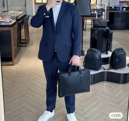 2025年9月4日入荷新作Montblanc/人気/本革/バッグ 人気 おすすめ 父の日 誕生日/ギフト プレゼント 結婚式男友達の誕生日プレゼント