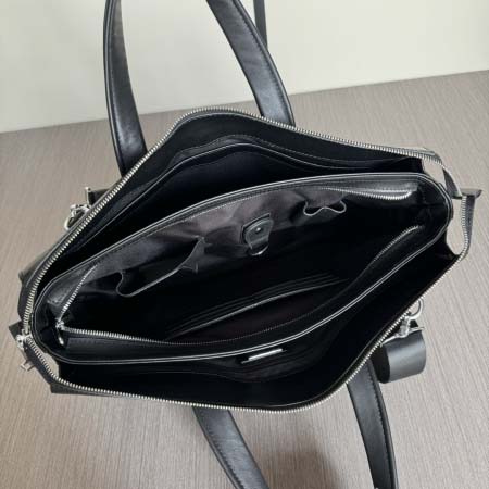 2025年9月4日入荷新作Montblanc/人気/本革/バッグ 人気 おすすめ 父の日 誕生日/ギフト プレゼント 結婚式男友達の誕生日プレゼント