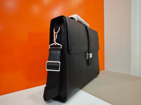 2025年9月4日入荷新作Montblanc/人気/本革/バッグ 人気 おすすめ 父の日 誕生日/ギフト プレゼント 結婚式男友達の誕生日プレゼント