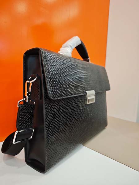 2025年9月4日入荷新作Montblanc/人気/本革/バッグ 人気 おすすめ 父の日 誕生日/ギフト プレゼント 結婚式男友達の誕生日プレゼント