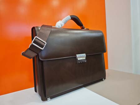 2025年9月4日入荷新作Montblanc/人気/本革/バッグ 人気 おすすめ 父の日 誕生日/ギフト プレゼント 結婚式男友達の誕生日プレゼント