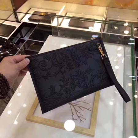 2025年9月4日入荷新作Versace /人気/本革/バッグ 人気 おすすめ 父の日 誕生日/ギフト プレゼント 結婚式男友達の誕生日プレゼント