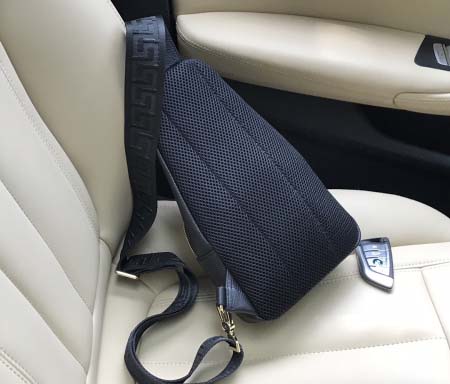 2025年9月5日入荷新作Versace /人気/本革/バッグ 人気 おすすめ 父の日 誕生日/ギフト プレゼント 結婚式男友達の誕生日プレゼント