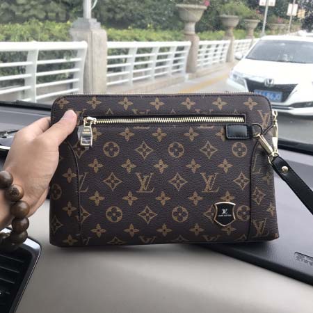2025年9月5日入荷新作Louis Vuitton/人気/本革/バッグ 人気 おすすめ 父の日 誕生日/ギフト プレゼント 結婚式男友達の誕生日プレゼント
