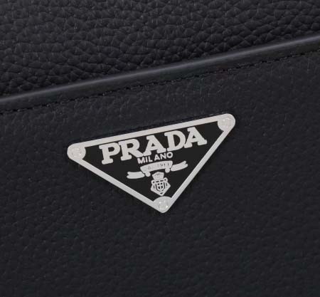 2025年9月5日入荷新作PRADA/人気/本革/バッグ 人気 おすすめ 父の日 誕生日/ギフト プレゼント 結婚式男友達の誕生日プレゼント