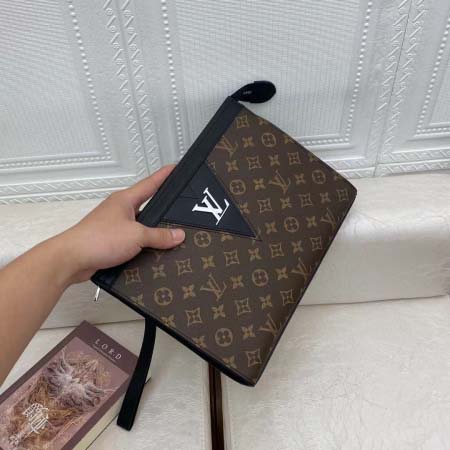 2025年9月5日入荷新作Louis Vuitton/人気/本革/バッグ 人気 おすすめ 父の日 誕生日/ギフト プレゼント 結婚式男友達の誕生日プレゼント