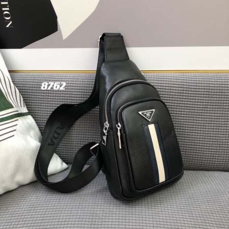 2025年9月5日入荷新作Versace/人気/本革/バッグ 人気 おすすめ 父の日 誕生日/ギフト プレゼント 結婚式男友達の誕生日プレゼント