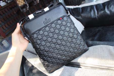 2025年9月5日入荷新作Gucci/人気/本革/バッグ 人気 おすすめ 父の日 誕生日/ギフト プレゼント 結婚式男友達の誕生日プレゼント