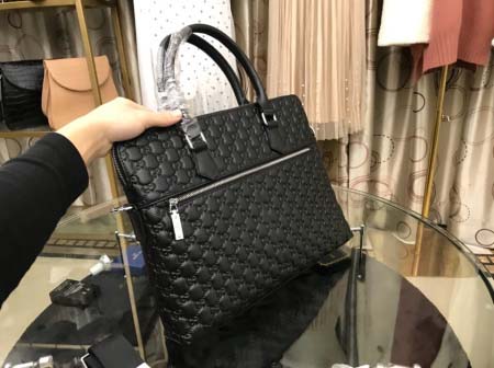 2025年9月5日入荷新作Gucci/人気/本革/バッグ 人気 おすすめ 父の日 誕生日/ギフト プレゼント 結婚式男友達の誕生日プレゼント