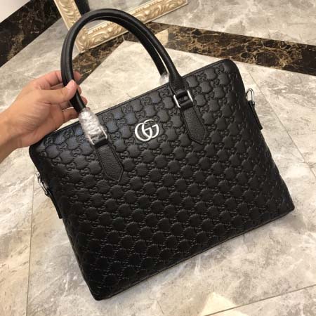 2025年9月5日入荷新作Gucci/人気/本革/バッグ 人気 おすすめ 父の日 誕生日/ギフト プレゼント 結婚式男友達の誕生日プレゼント