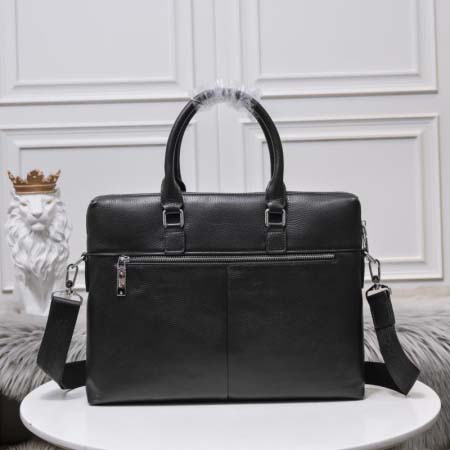 2025年9月5日入荷新作Gucci/人気/本革/バッグ 人気 おすすめ 父の日 誕生日/ギフト プレゼント 結婚式男友達の誕生日プレゼント