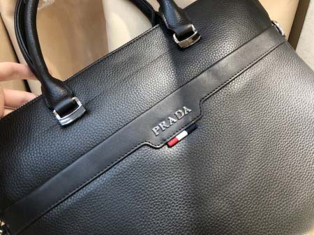 2025年9月5日入荷新作Prada/人気/本革/バッグ 人気 おすすめ 父の日 誕生日/ギフト プレゼント 結婚式男友達の誕生日プレゼント