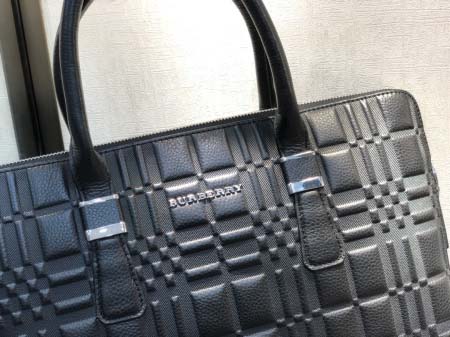 2025年9月5日入荷新作Burberry/人気/本革/バッグ 人気 おすすめ 父の日 誕生日/ギフト プレゼント 結婚式男友達の誕生日プレゼント
