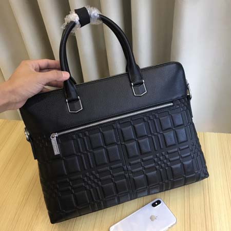 2025年9月5日入荷新作Burberry/人気/本革/バッグ 人気 おすすめ 父の日 誕生日/ギフト プレゼント 結婚式男友達の誕生日プレゼント