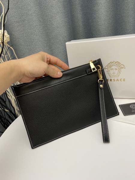 2025年9月5日入荷新作Versace /人気/本革/バッグ 人気 おすすめ 父の日 誕生日/ギフト プレゼント 結婚式男友達の誕生日プレゼント