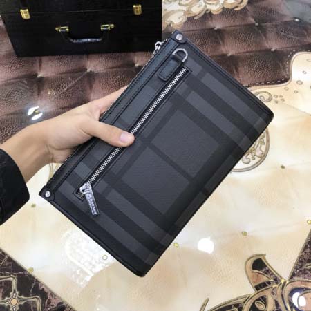 2025年9月5日入荷新作Burberry/人気/本革/バッグ 人気 おすすめ 父の日 誕生日/ギフト プレゼント 結婚式男友達の誕生日プレゼント