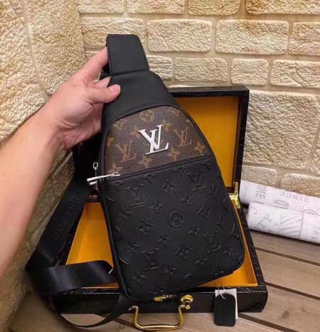 2025年9月5日入荷新作Louis Vuitton/人気/本革/バッグ 人気 おすすめ 父の日 誕生日/ギフト プレゼント 結婚式男友達の誕生日プレゼント