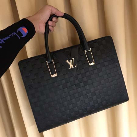 2025年9月8日入荷新作Louis Vuitton/人気/本革/バッグ 人気 おすすめ 父の日 誕生日/ギフト プレゼント 結婚式男友達の誕生日プレゼント