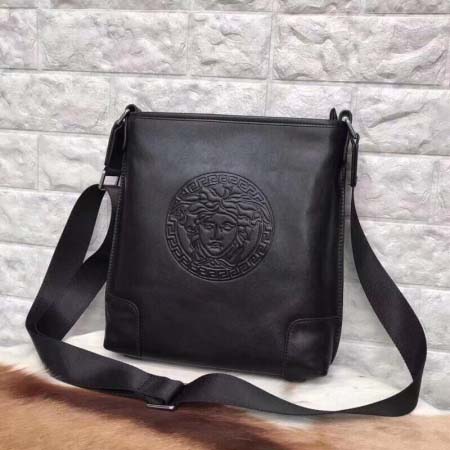 2025年9月8日入荷新作VERSACE /人気/本革/バッグ 人気 おすすめ 父の日 誕生日/ギフト プレゼント 結婚式男友達の誕生日プレゼント